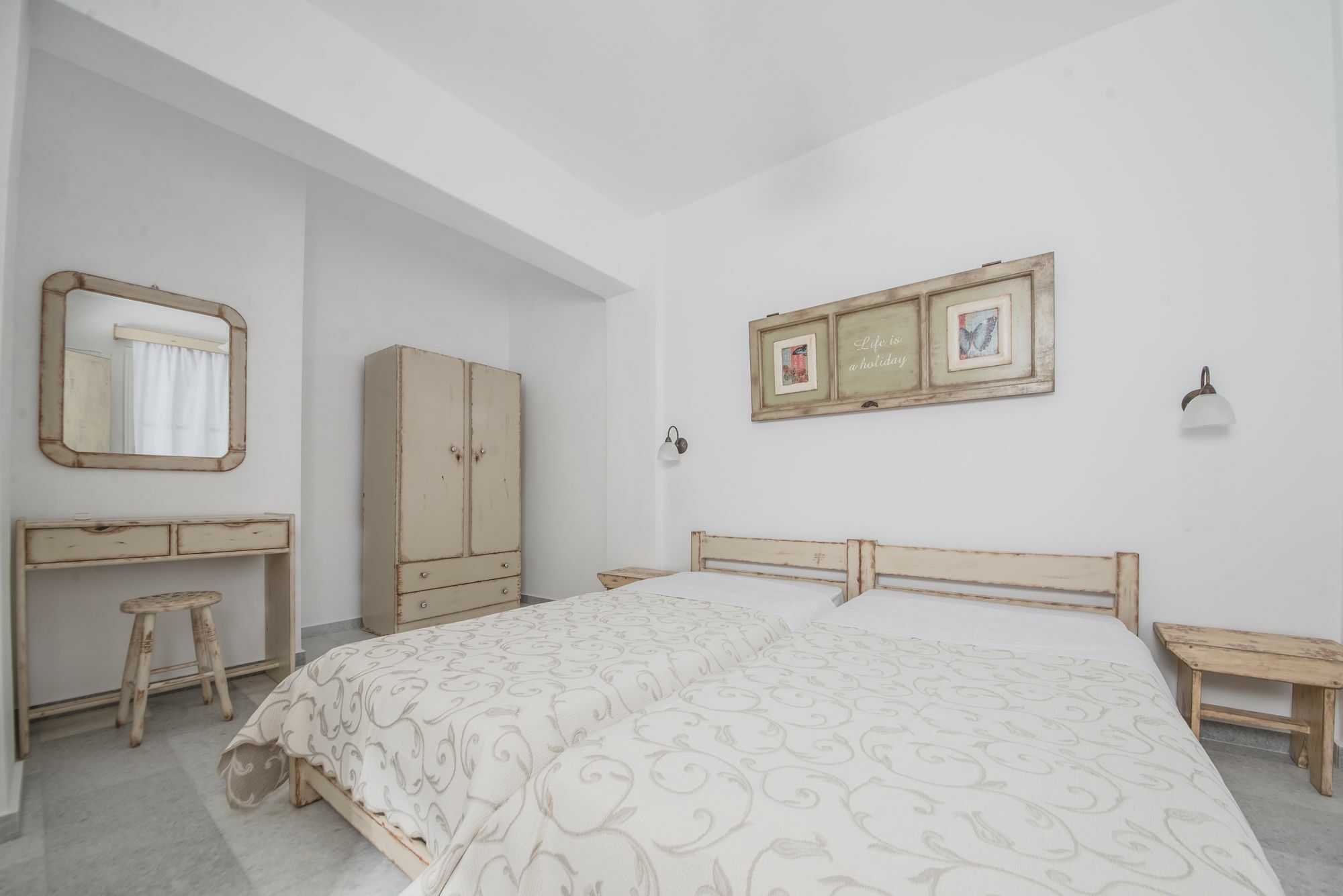 Fragias Studios & Apartments Naxos City Экстерьер фото