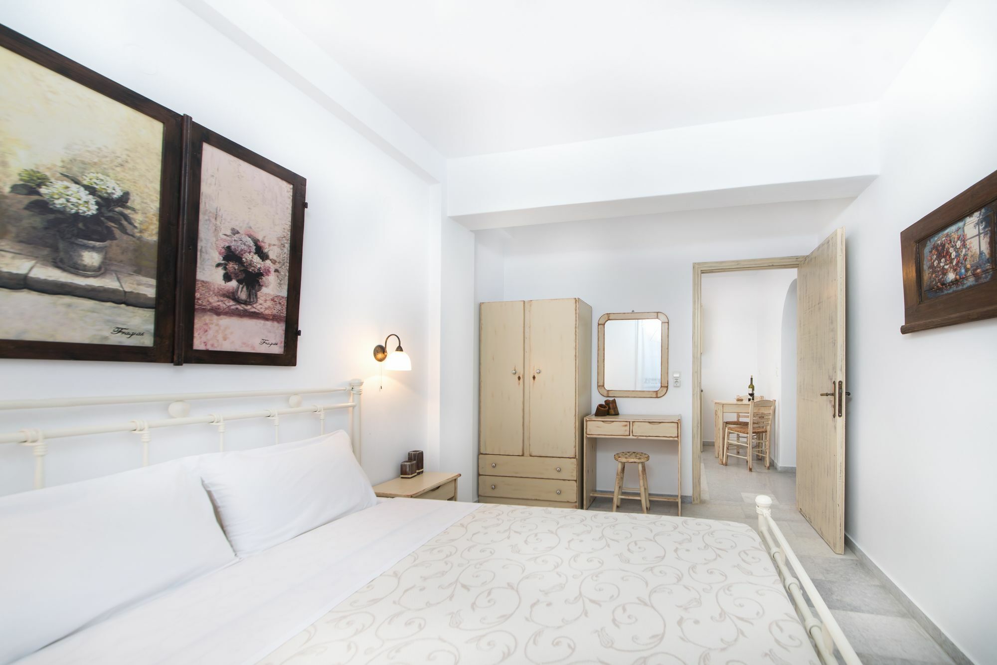Fragias Studios & Apartments Naxos City Экстерьер фото