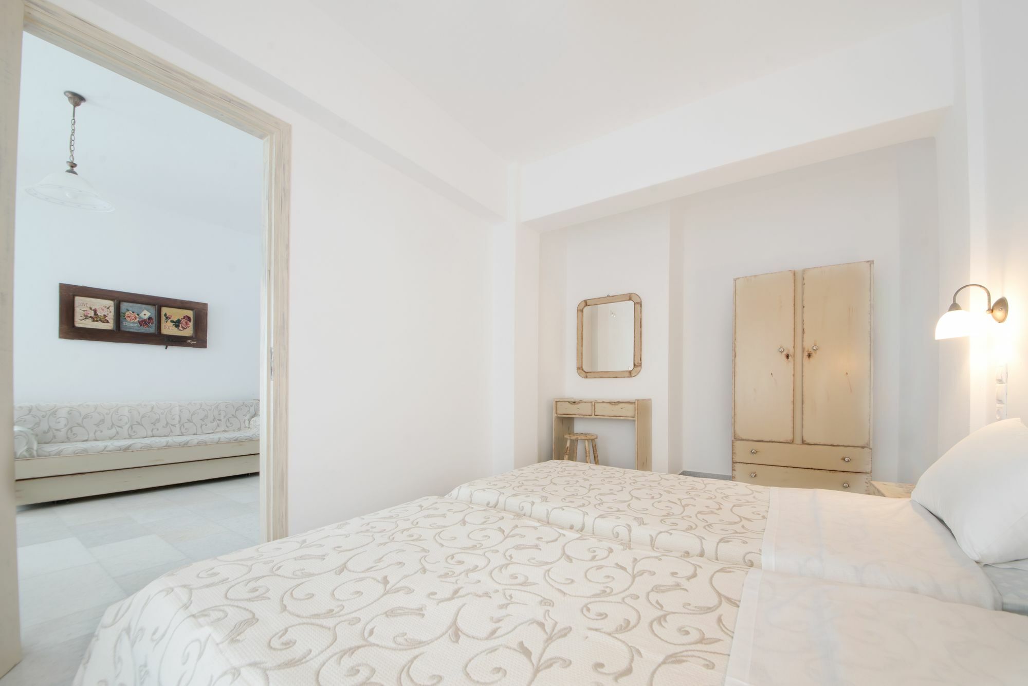 Fragias Studios & Apartments Naxos City Экстерьер фото