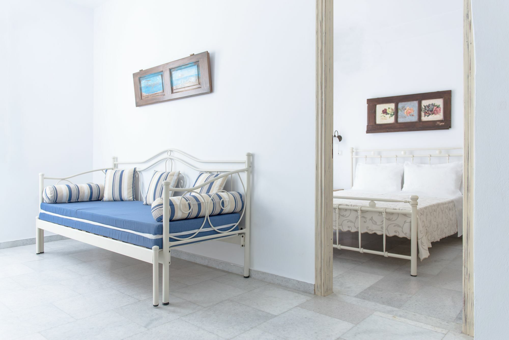 Fragias Studios & Apartments Naxos City Экстерьер фото